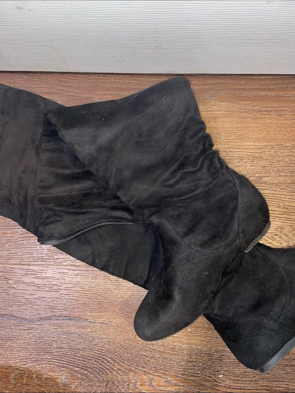 Nature Breeze Black Over-The-Knee Stretch Boots